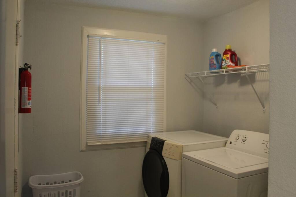 ☆The Oasis In Murray Hill☆ -Sleeps 8- Wifi- Cozy Jacksonville Exterior foto